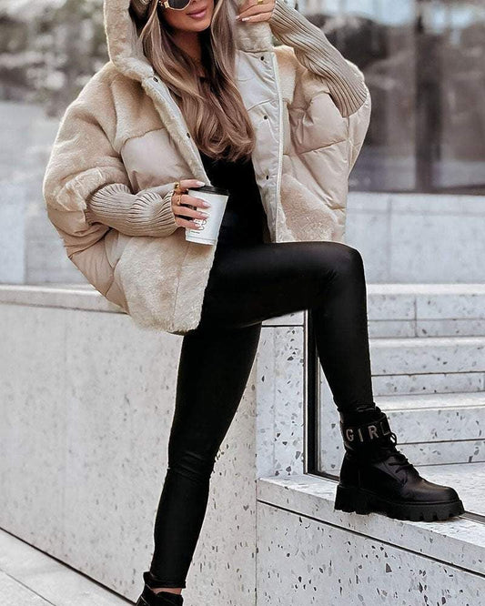 Chaqueta de Mujer con Capucha | Elegante y Térmica