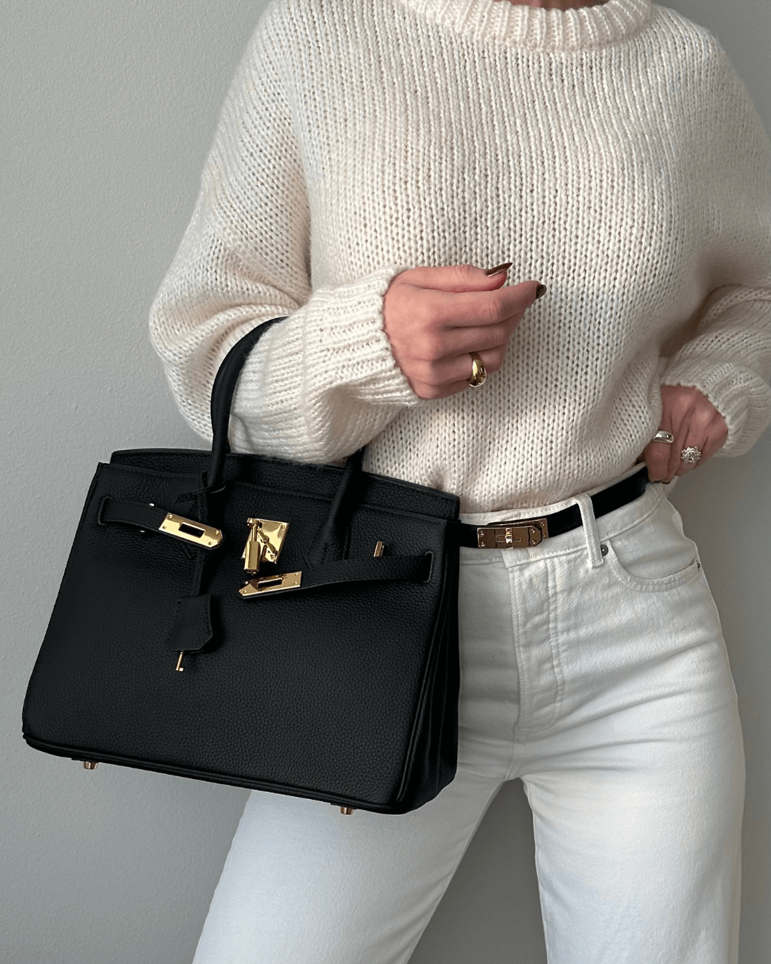 Women's Vegan Suede Shopper – Elegant and Functional Design-Metro Lane Plaza
