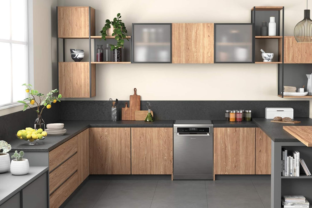 Bauknecht B7F HP43 XA Freistehender Geschirrspüler/ 60 CM/ 15 Maßgedecke/PowerClean Pro-Effektive Hochdruckdüsen/Natural Dry-Automatische Türoffnung-Bessere Trocknung/Maxi Space-Mehr Innenraum