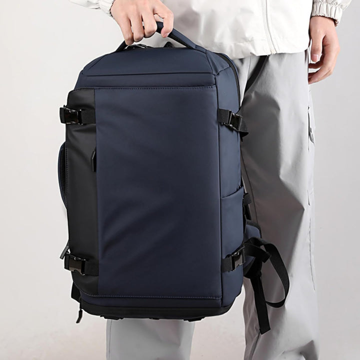 Mochila impermeable para portátil de 15” con apertura lateral y puerto USB-C