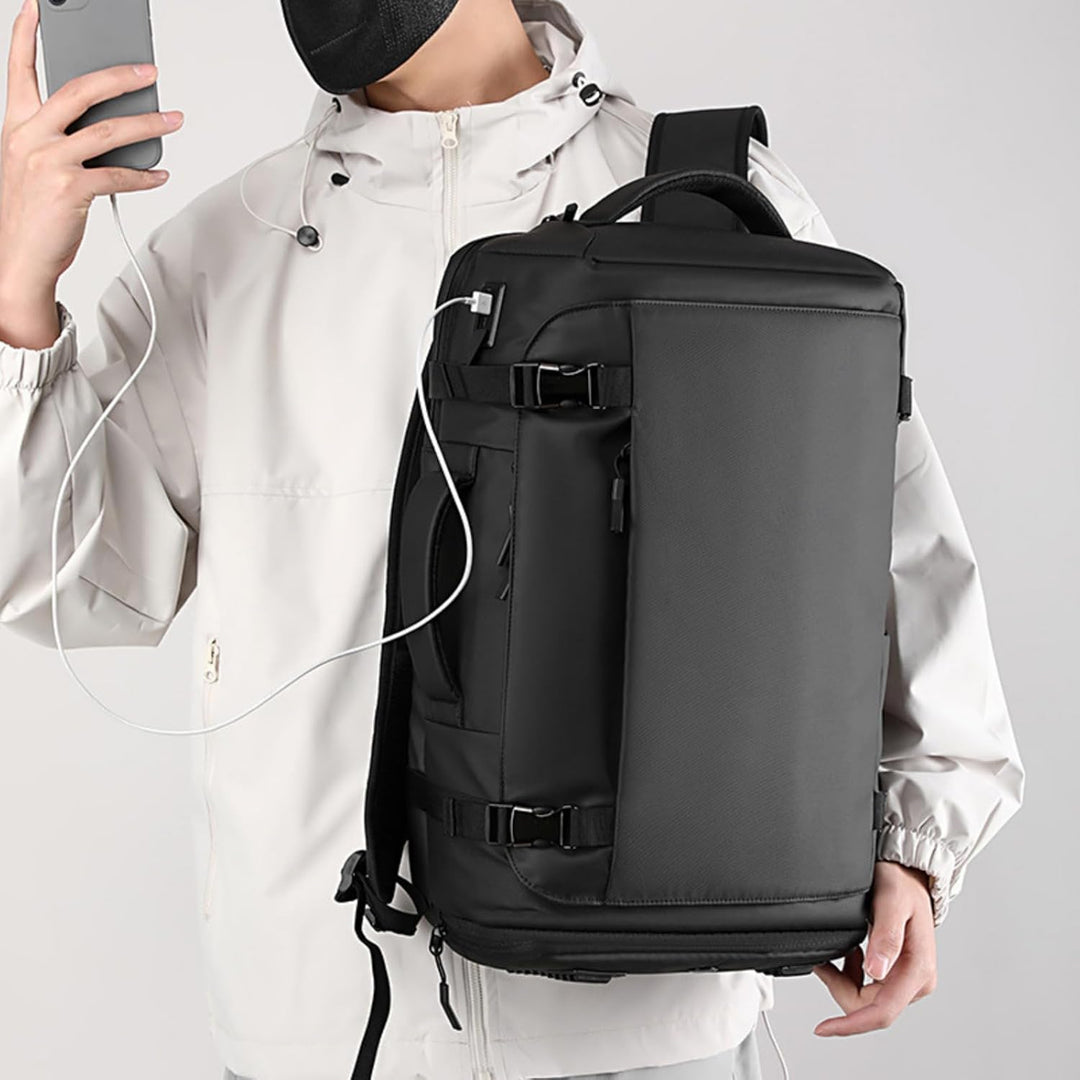 Mochila impermeable para portátil de 15” con apertura lateral y puerto USB-C