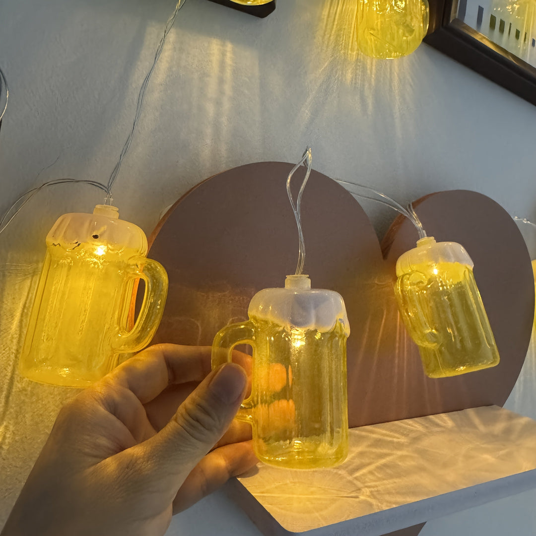 Pack de 2 Guirnaldas de Luces LED con Forma de Jarra de Cerveza – Oktoberfest 2025