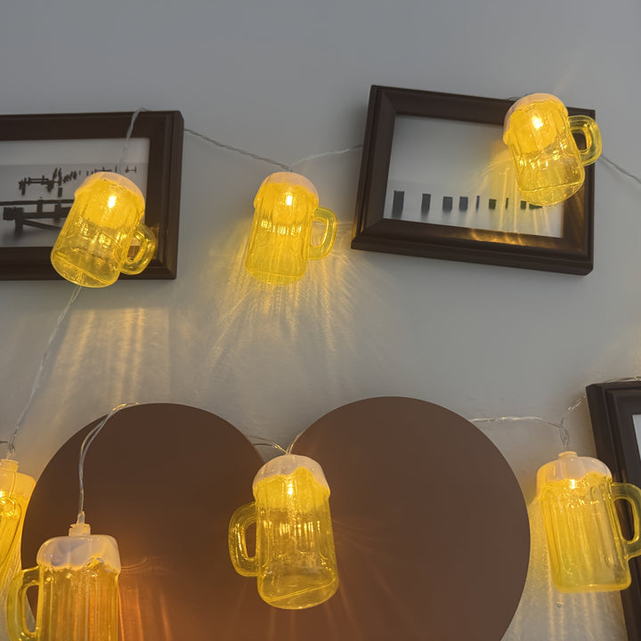 Pack de 2 Guirnaldas de Luces LED con Forma de Jarra de Cerveza – Oktoberfest 2025
