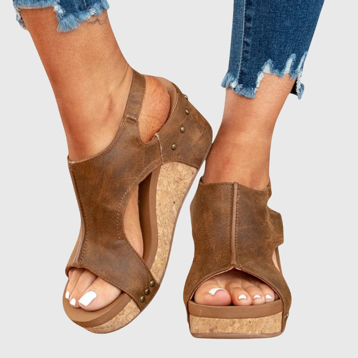 Sandalias Planas Cómodas para Mujer con Cuña Ligera y Hebilla Ajustable | Calzado de Verano Versátil y Ergonómico para Diario