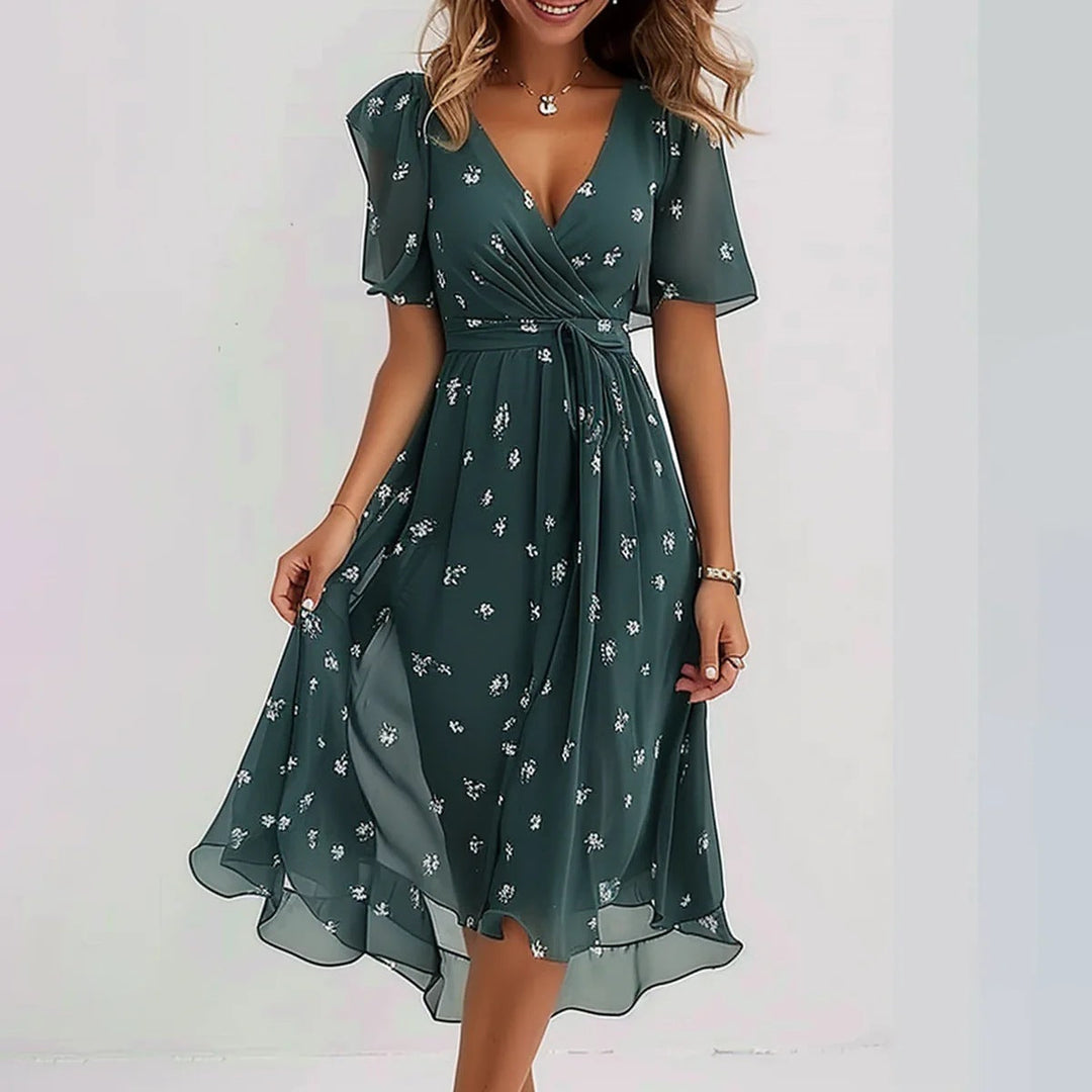Rochie damă Clara – Rochie elegantă cu mâneci scurte, croială avantajoasă și design atemporal