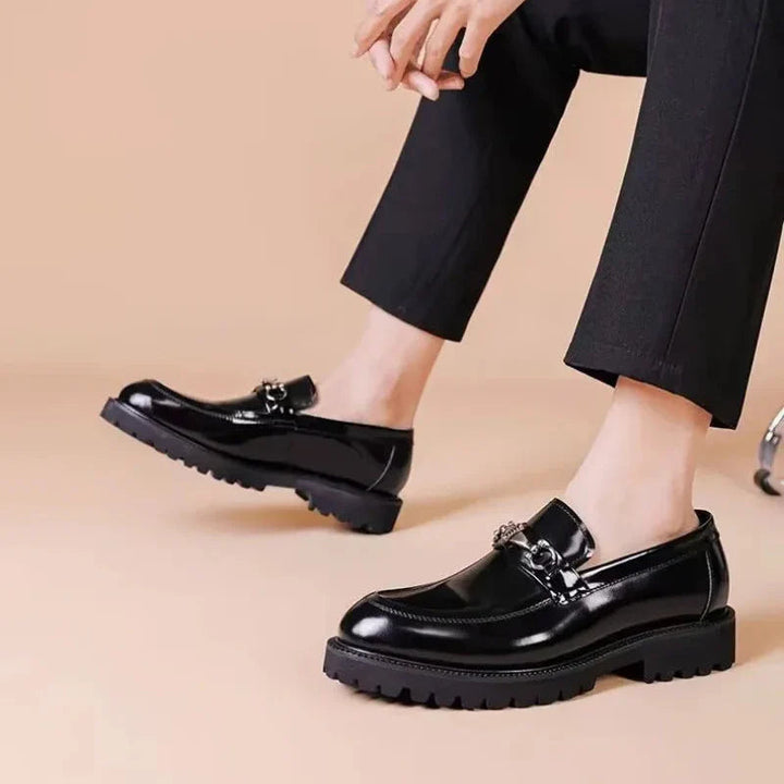 Mocasines de Cuero para Hombre con Hebilla Metálica y Suela de Goma Antideslizante - Zapatos de Vestir Clásicos y Cómodos