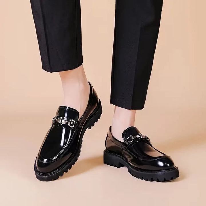 Mocasines de Cuero para Hombre con Hebilla Metálica y Suela de Goma Antideslizante - Zapatos de Vestir Clásicos y Cómodos
