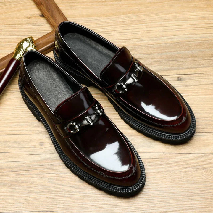 Mocasines de Cuero para Hombre con Hebilla Metálica y Suela de Goma Antideslizante - Zapatos de Vestir Clásicos y Cómodos