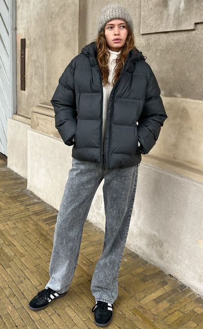 Parka Larga con Capucha para Mujer | Cálida y Elegante