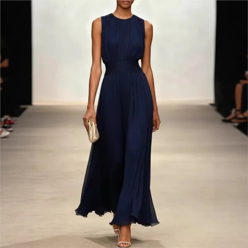 Ärmelloses langes Kleid für Damen mit Plissee-Design und definierter Taille | Fließendes, leichtes Maxikleid für besondere Anlässe