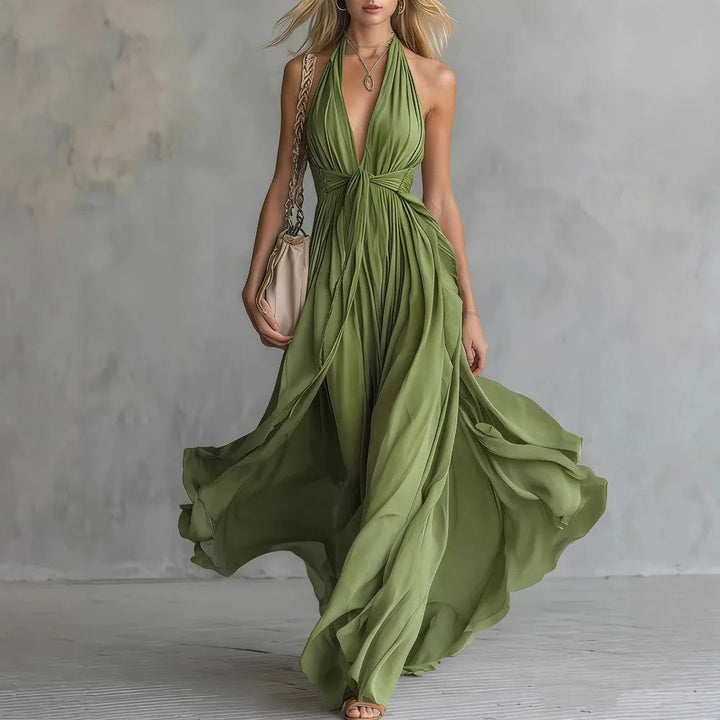 Langes Abendkleid mit Neckholder und offenem Rücken | Fließendes Maxikleid mit sanfter Plissee-Optik für Veranstaltungen
