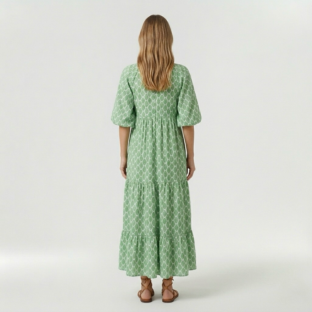 Abito lungo verde a fantasia con maniche corte da donna