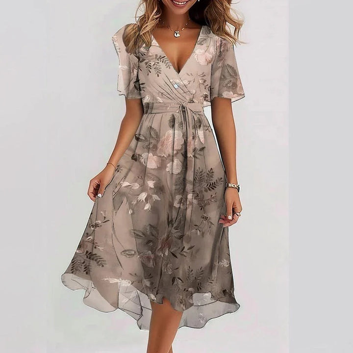 Rochie damă Clara – Rochie elegantă cu mâneci scurte, croială avantajoasă și design atemporal