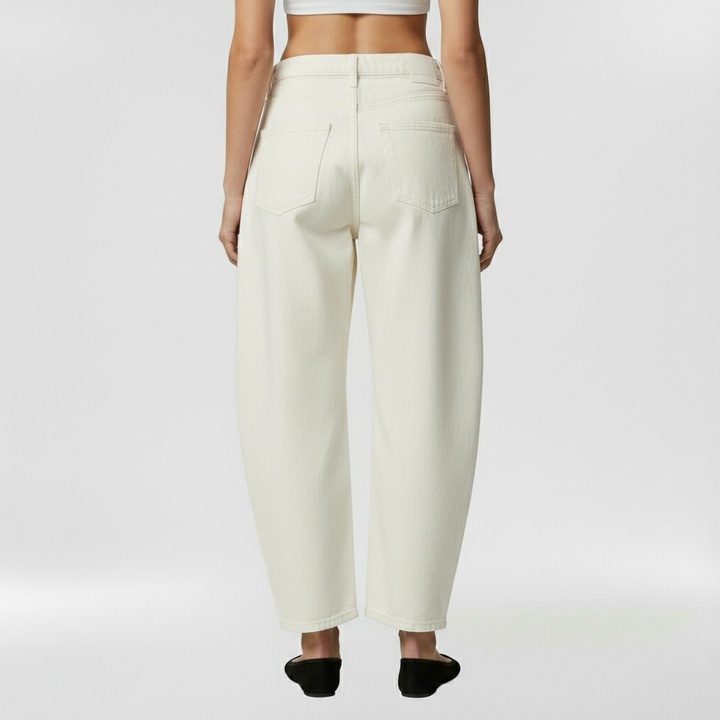 Dámské džíny s přímým střihem na každodenní nošení