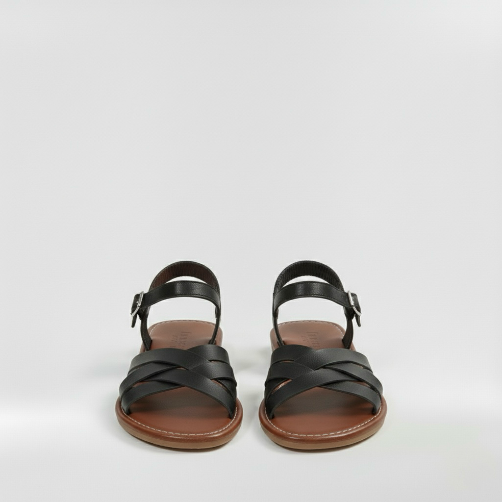 Flache Damensandalen mit breiten Riemen für den Sommer