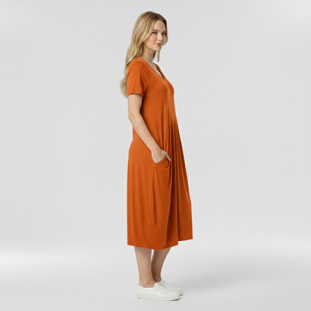 Marzenna | elegantní šaty zvýrazňující pas, nabízející uvolněný styl