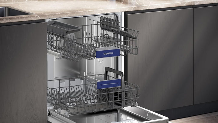 Siemens SN43ES14VE, iQ300 Smarter Geschirrspüler, Unterbau-Spülmaschine mit Besteckschublade, 60 cm, automatische Türöffnung dank autoOpen dry, besonders leise mit iQdrive-Motor, aquaStop, Edelstahl