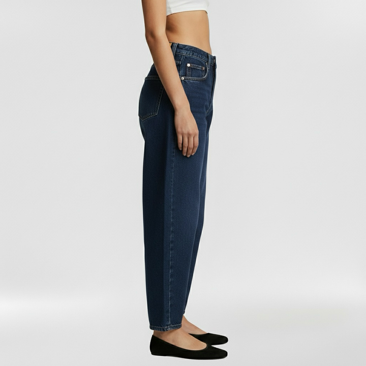 Dámské džíny s přímým střihem na každodenní nošení