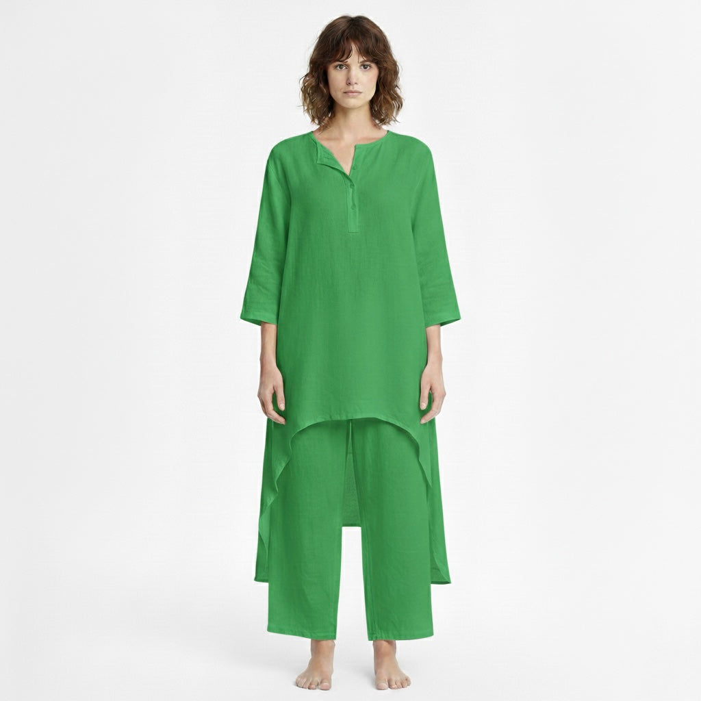 Dámská dvoudílná souprava s tunikou a kalhotami na každý den