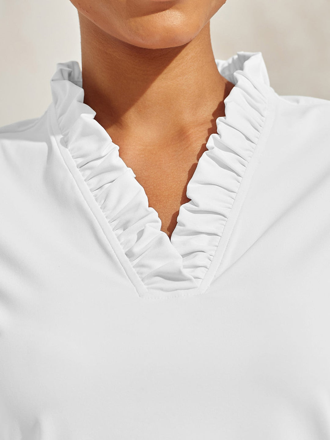 Golf-Poloshirt für Damen mit UV-Schutz UPF50+ und V-Ausschnitt | Langärmeliges Sportshirt mit Rüschendetail